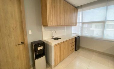 SE VENDE BODEGA EN ALMAX 2