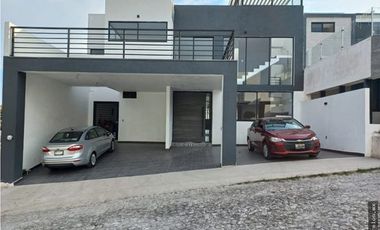 Casa Nueva en Venta en Corinto Residencial, Burgos Bugambilias