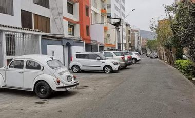 Vendo Departamento ESTRENO  en 3er PISO Ate Alpamayo limite La Molina