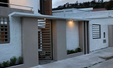 VENTA DE CASA POR ESTRENAR UBICADA EN CHARASOL AZOGUES
