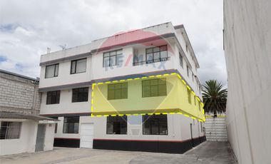 Se Renta Oficina en Ibarra Av. Mariano Acosta