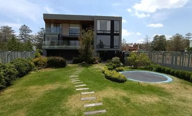 VENDO o RENTO CASA DE 6 RECAMARAS EN EL BOSQUE COUNTRY CLUB