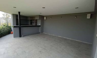 VENDO o RENTO CASA DE 6 RECAMARAS EN EL BOSQUE COUNTRY CLUB