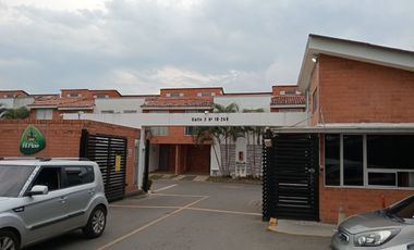 VENTA CASA EN CONJUNTO RESIDENCIAL LA HACIENDA EL PINO - JAMUNDÍ
