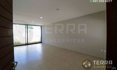 RENTA Casa en Zana, por camino San José 🏡 Equipada ZÄNÁ Entorno Residencial Un fraccionamiento con muchas amenidades y área Verde cuenta con alberca