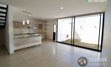 RENTA Casa en Zana, por camino San José 🏡 Equipada ZÄNÁ Entorno Residencial Un fraccionamiento con muchas amenidades y área Verde cuenta con alberca
