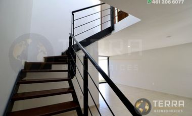 RENTA Casa en Zana, por camino San José 🏡 Equipada ZÄNÁ Entorno Residencial Un fraccionamiento con muchas amenidades y área Verde cuenta con alberca