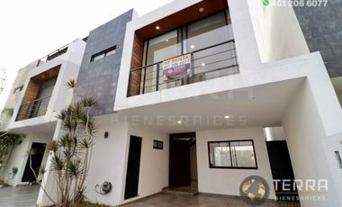 RENTA Casa en Zana, por camino San José 🏡 Equipada ZÄNÁ Entorno Residencial Un fraccionamiento con muchas amenidades y área Verde cuenta con alberca