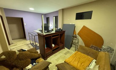Se vende casa de 5 dormitorios en Urb. Ciudad celeste de la vía Samborondón.
