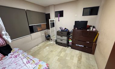 Se vende casa de 5 dormitorios en Urb. Ciudad celeste de la vía Samborondón.