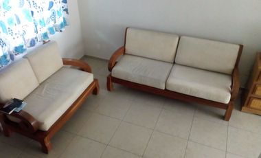 Recámara amueblada con baño, cerca del I.T.E.S.O.