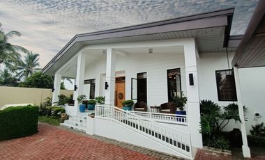 Bungalow House w/ High Ceiling Near Tagaytay at Silang, Cavite