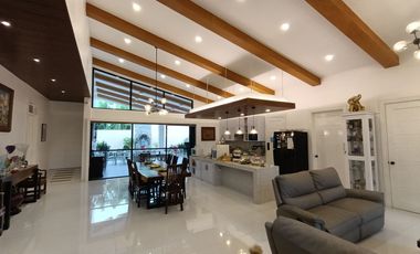 Bungalow House w/ High Ceiling Near Tagaytay at Silang, Cavite