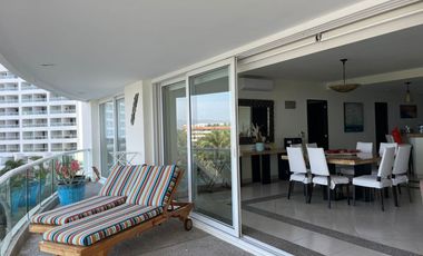 Renta VACACIONAL 7mil pesos la noche en Condominium Villa Magna 8 Personas Nuevo Vallarta