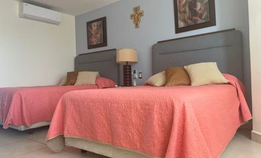 Renta VACACIONAL 7mil pesos la noche en Condominium Villa Magna 8 Personas Nuevo Vallarta