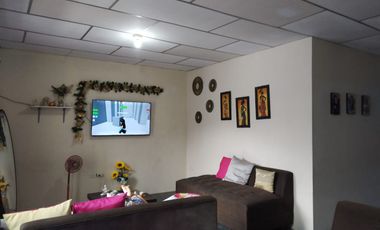 excelente ubicación ! venta !  casa rentera en sauces 6