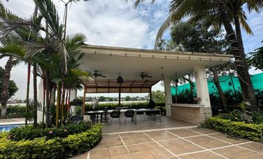 Casa en venta, sector Samborondón en Isla Mocoli Golf