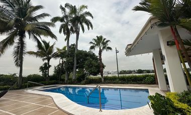Casa en venta, sector Samborondón en Isla Mocoli Golf
