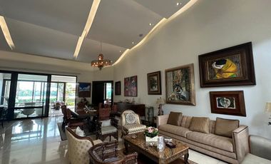 Casa en venta, sector Samborondón en Isla Mocoli Golf