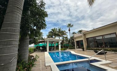 Casa en venta, sector Samborondón en Isla Mocoli Golf