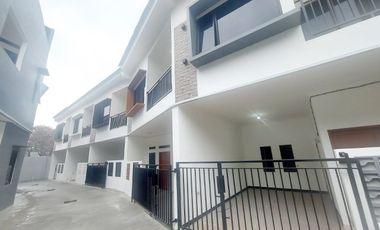 Dijual Rumah Sangat Strategis di Bekasi Barat