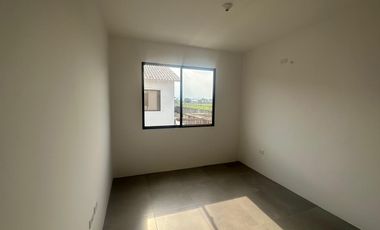 Casa en venta, sector La Aurora en ciudad del valle