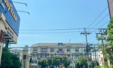 Prime-Location Home Office on Navamin Road! Move-in ready, ideal for both residential and office use. For sale: Prinluck Navamin 54