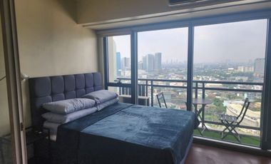 Brand New House & Lot for Rent at White Plains, Quezon City