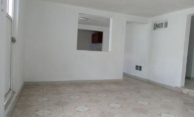 CASA PARA INVERSION SOBRE AVENIDA PARA USO COMERCIAL EN METEPEC