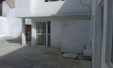 CASA PARA INVERSION SOBRE AVENIDA PARA USO COMERCIAL EN METEPEC