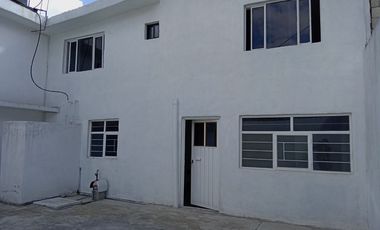CASA PARA INVERSION SOBRE AVENIDA PARA USO COMERCIAL EN METEPEC