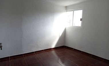CASA PARA INVERSION SOBRE AVENIDA PARA USO COMERCIAL EN METEPEC