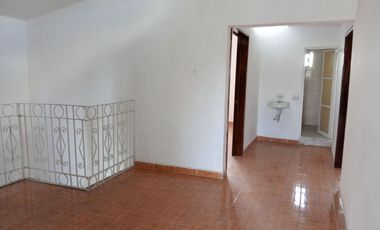 CASA PARA INVERSION SOBRE AVENIDA PARA USO COMERCIAL EN METEPEC