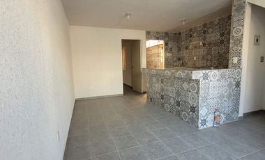 VENTA CASA 3 RECÁMARAS RECIÉN REMODELADA. A 15 MINS DEL AIFA