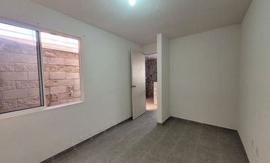 VENTA CASA 3 RECÁMARAS RECIÉN REMODELADA. A 15 MINS DEL AIFA