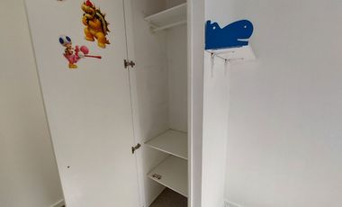 Amplio Depto. 3D/1B con Terraza y Vista a Cordillera | A Pasos de Metro EcuadorPrecio: $395.000