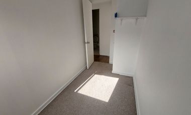 Amplio Depto. 3D/1B con Terraza y Vista a Cordillera | A Pasos de Metro EcuadorPrecio: $395.000