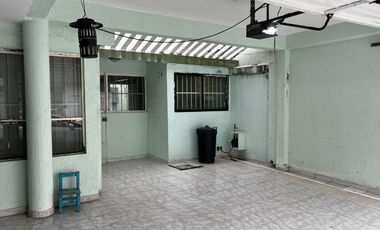 CASA EN VENTA EN FLORES DEL VALLE | ARLETTE FLORES