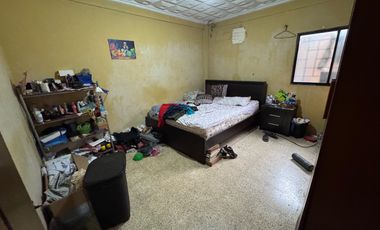 En Venta Casa Rentera en Calles Cuenca y Gomez Rendón de Guayaquil.