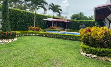 ARRIENDO CASA EN LA MORADA A LAS AFUERAS DE CALI VALLE DEL CAUCA