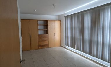 Renta de Casa Cerca de Universidad Cuauhtemoc Qro