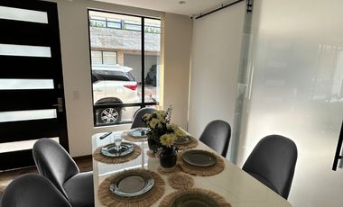 SE VENDE CASA CERCA AL CENTRO COMERCIAL VIVA TUNJA