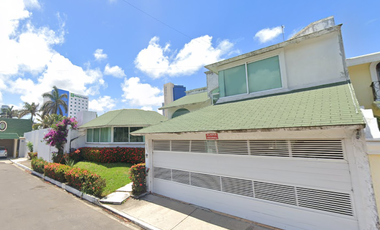 HERMOSA CASA EN VENTA DE REMATE EN BOCA DEL RIO, VER