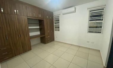Casa en renta en Villa Barcelona BR1