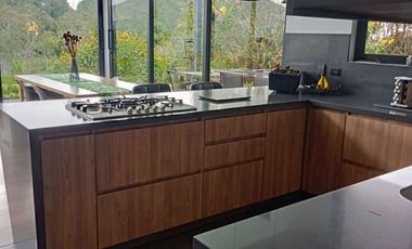 VENDO CASA CAMPESTRE EN LA CEJA ANTIOQUIA, 3 HABITACIONES MAS SERVICIO