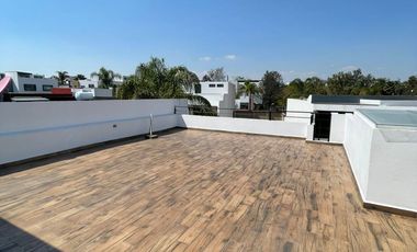 RENTA DE CASA NUEVA EN LOMAS DE ANGELÓPOLIS 2, PUEBLA