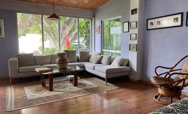 VENDO MAGNÍFICA CASA EN JARDINES DE CUERNAVACA (ZONA DORADA), UN NIVEL, SEGURIDAD