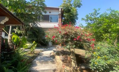 VENDO MAGNÍFICA CASA EN JARDINES DE CUERNAVACA (ZONA DORADA), UN NIVEL, SEGURIDAD