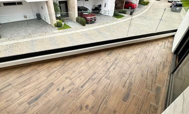 RENTA DE CASA NUEVA EN LOMAS DE ANGELÓPOLIS 2, PUEBLA