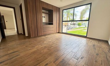 RENTA DE CASA NUEVA EN LOMAS DE ANGELÓPOLIS 2, PUEBLA